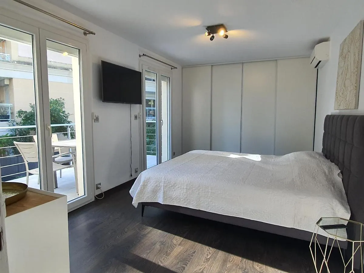 Paradise House 70M2, By Welcome To Cannes Apartment